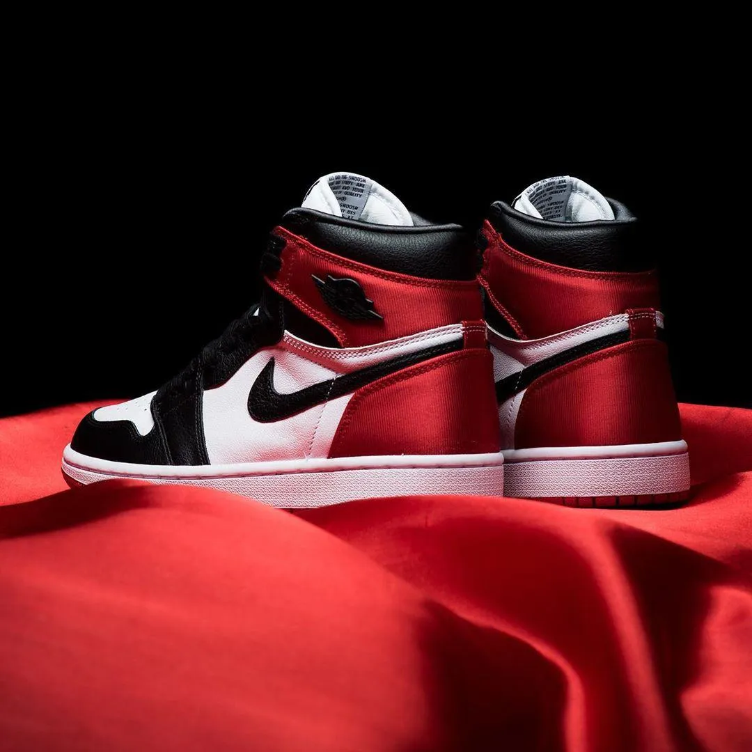 AIR JORDAN 1 RETRO HIGH SATIN " BLACK TOE "