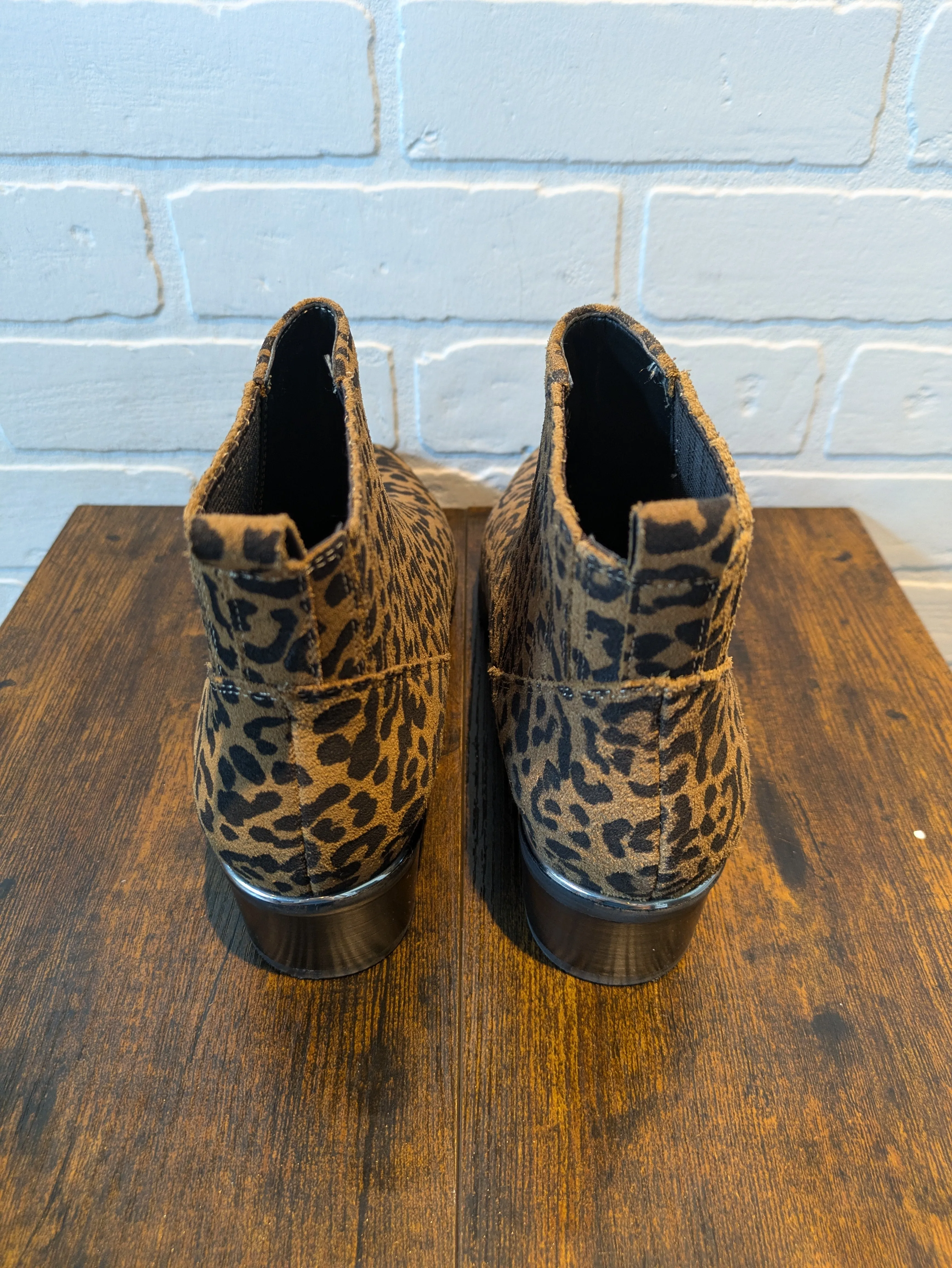 Animal Print Boots Ankle Flats Marc Fisher, Size 9