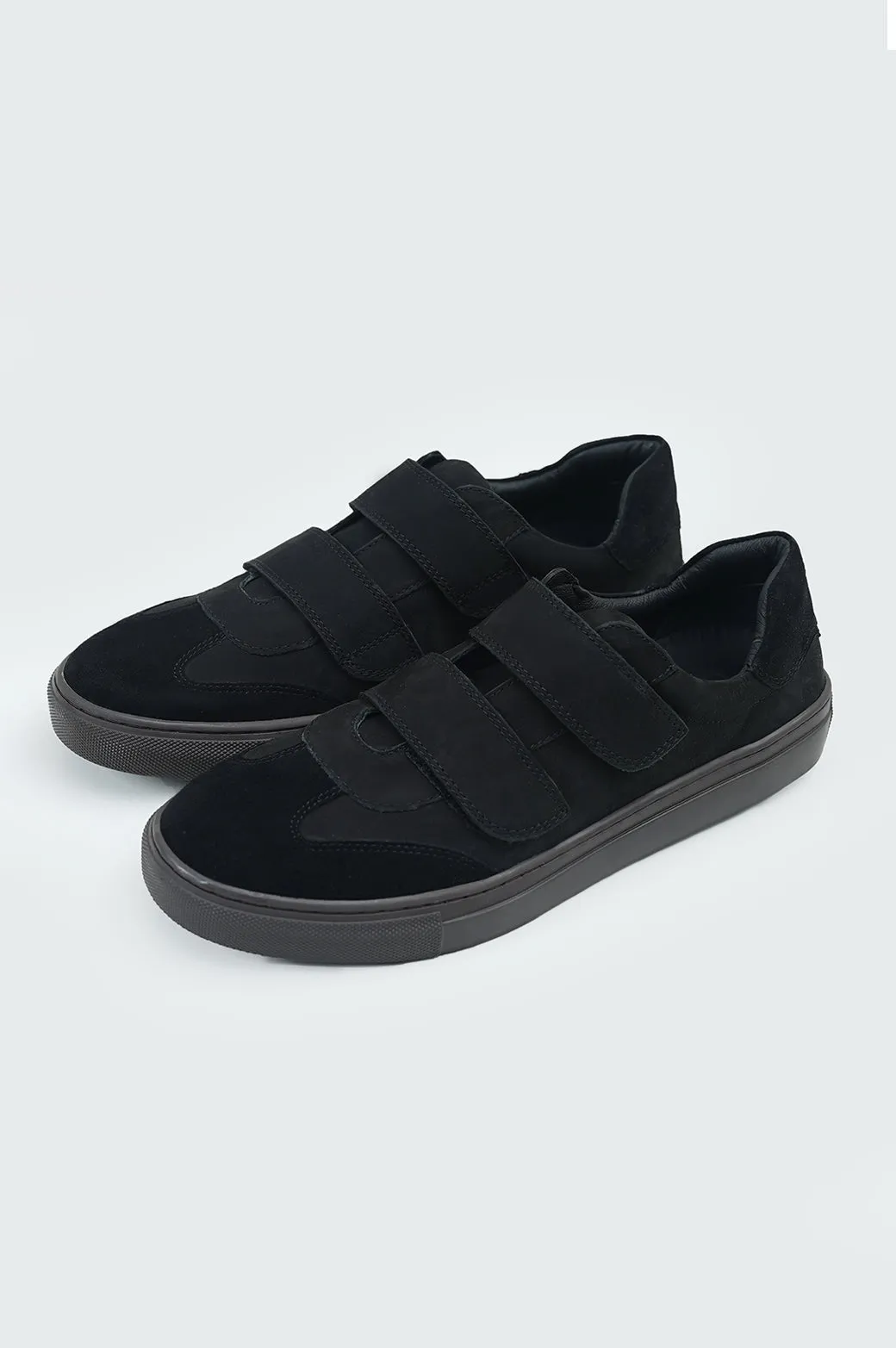 CONTRAST LEATHER SNEAKERS