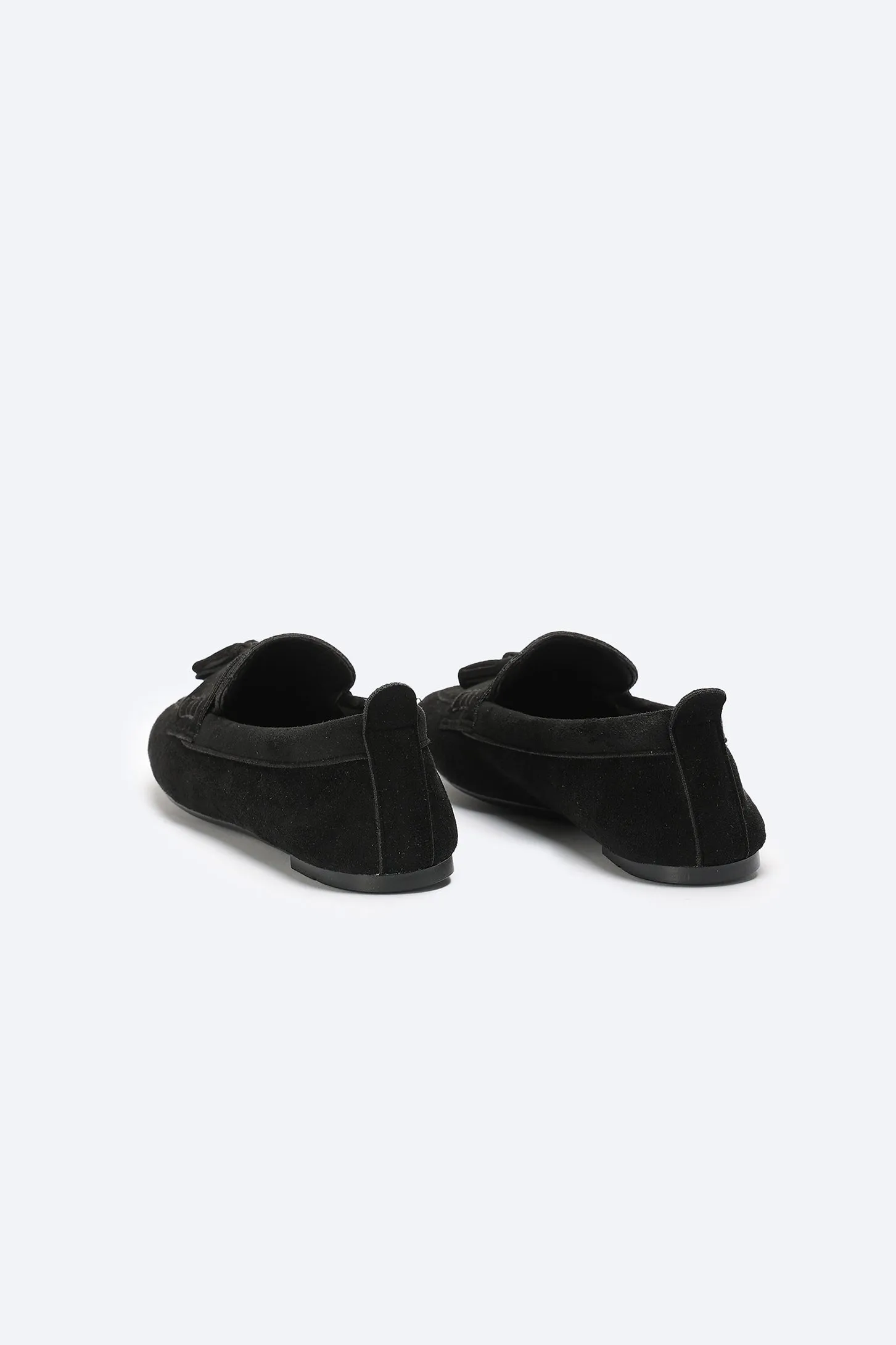 Loafers - Tassel Detail - Black